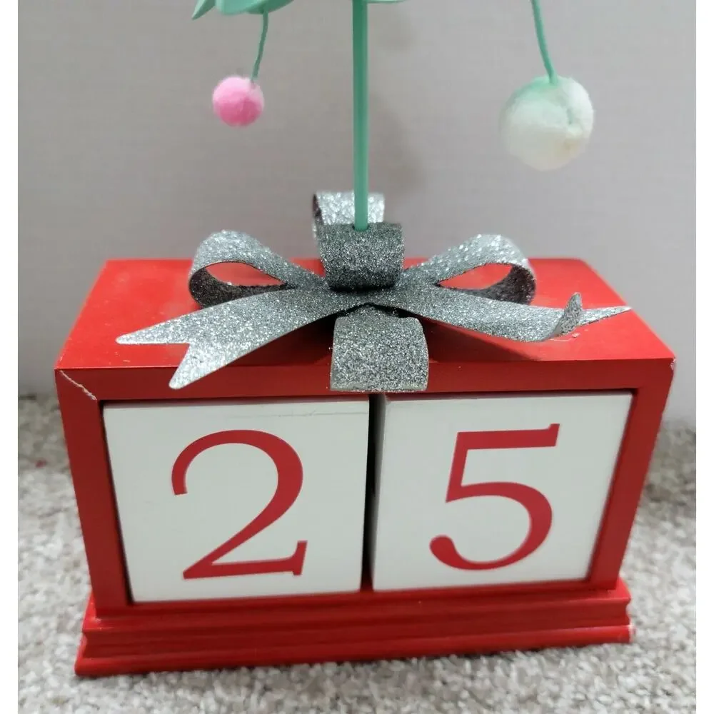 New Allen & Roth Wooden Tabletop Christmas Tree Coundown 15